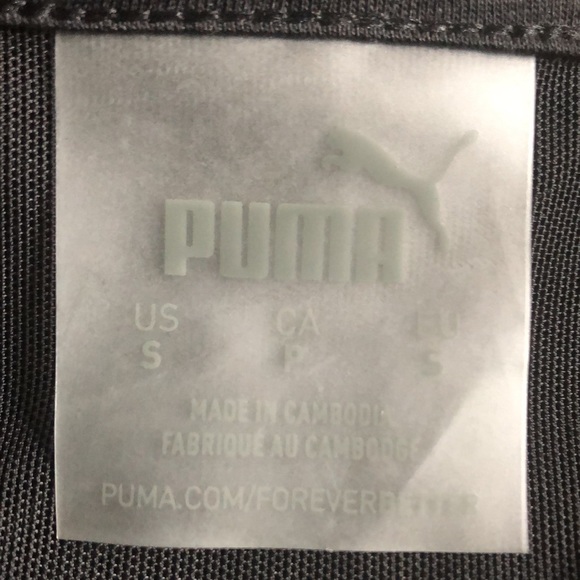 HOST PICK 🇨🇦Puma T shirt - Picture 3 of 4